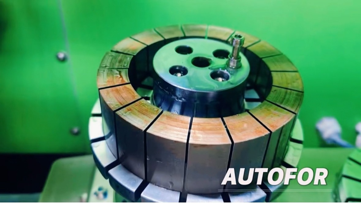 последний случай компании о Precise cutting of magnetic core samples